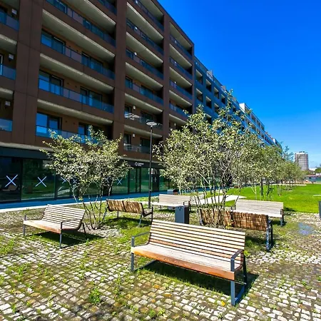 Luxury, Bright Studio With Parking And Balcony In Bratislava Center Zewnętrze zdjęcie